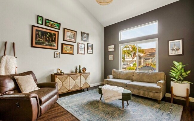 Foto del edificio - 26581 Domingo Dr