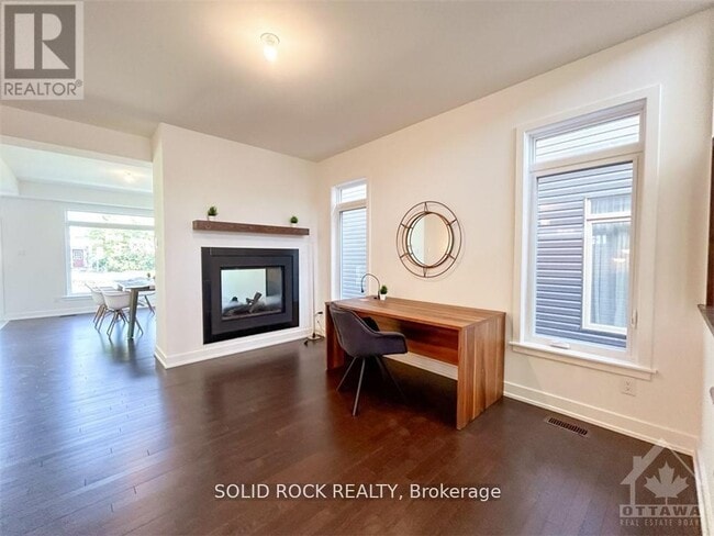 Building Photo - 764 Ovation Grv