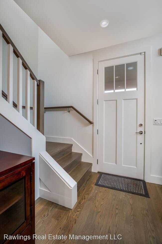 Foto del edificio - 4 br, 4.5 bath House - 405 Stratford Road