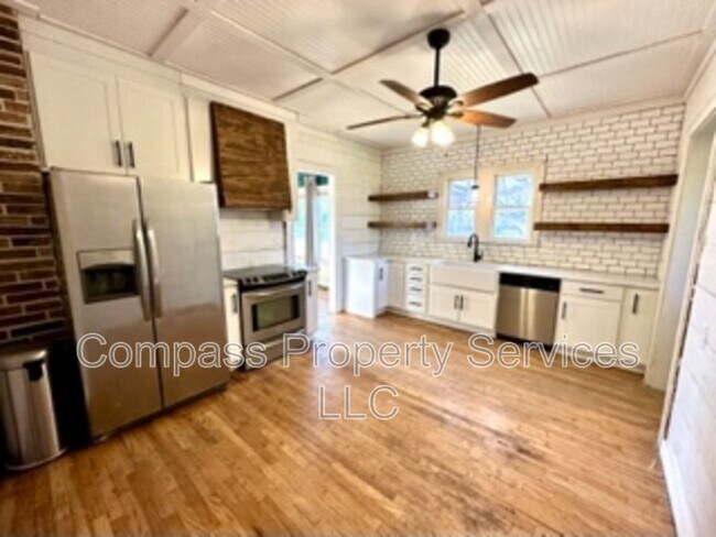 Building Photo - 529 N 30th St