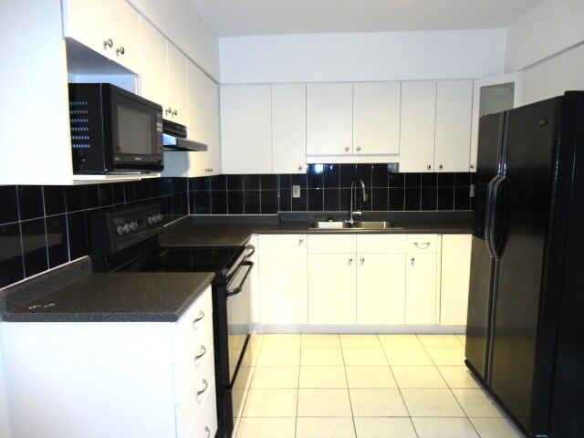 Photo du bâtiment - 327 Wolverleigh Blvd
