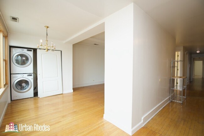 Foto del edificio - 6717 N Sheridan Rd