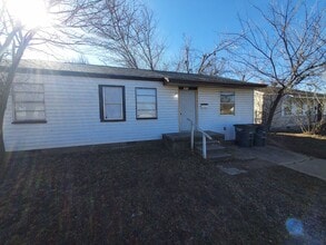 Building Photo - 3928 Teal Dr
