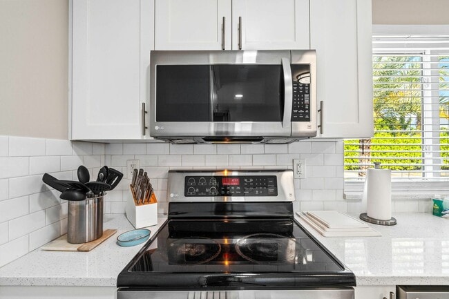 Foto del edificio - 214 Seacrest Ln