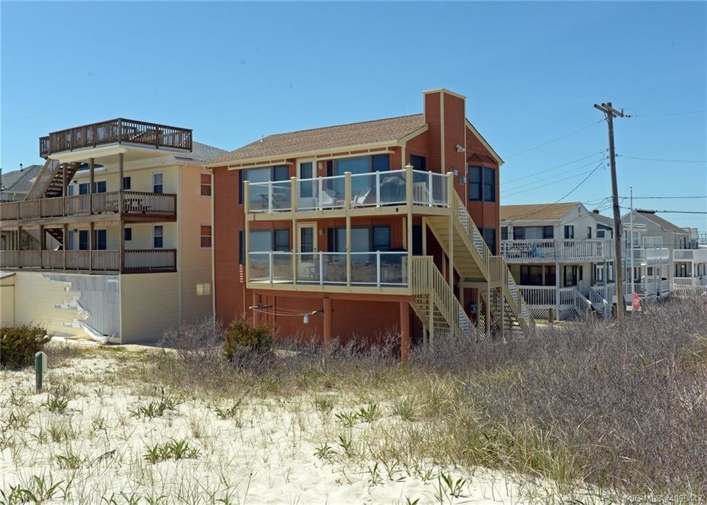 Foto principal - 701 Ocean Ave