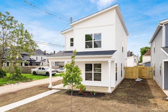 Foto del edificio - 1441 Merrimac Ave