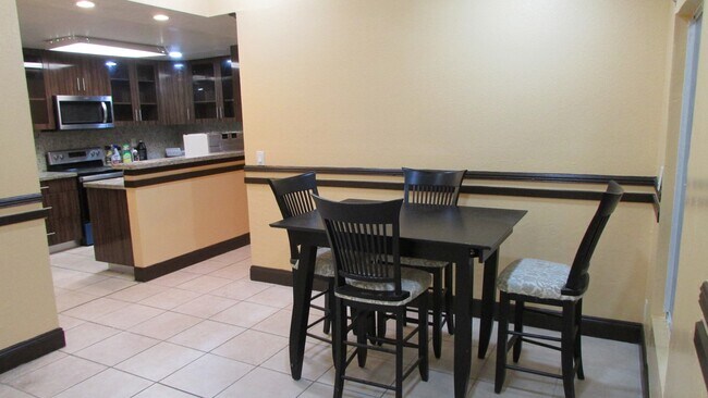 Foto del edificio - 1216 SW 75th Ave