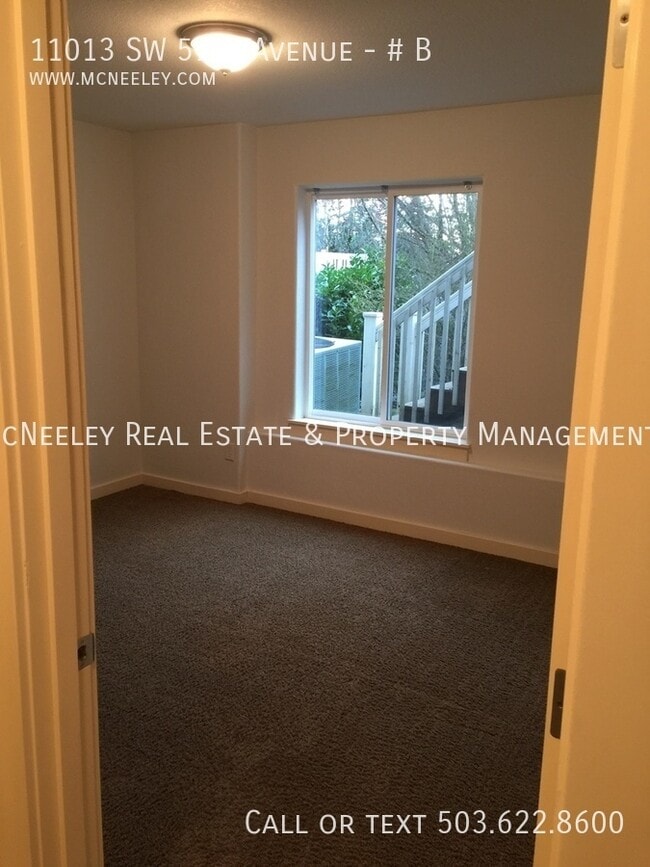 Building Photo - 11013 SW 51st Ave
