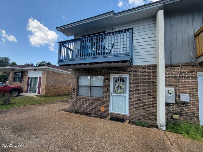 Foto del edificio - 5007 Donalson Rd