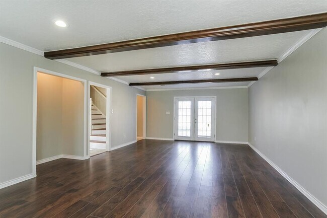 Building Photo - 1706 Elk River Rd