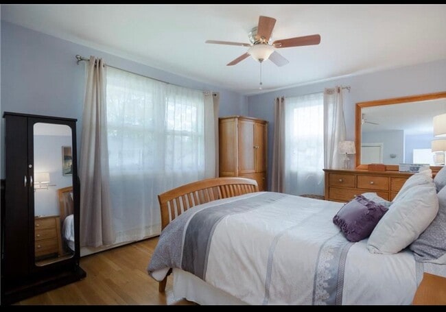 Building Photo - 18 Candlewood Dr