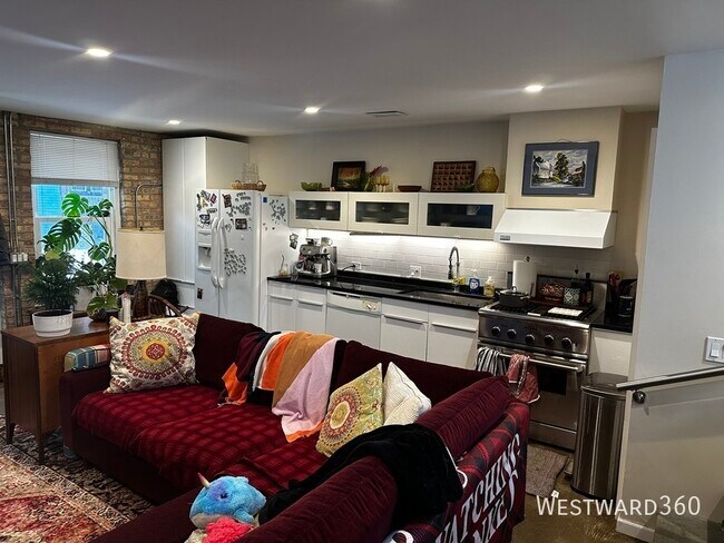 Foto del edificio - 1927 N Humboldt Blvd