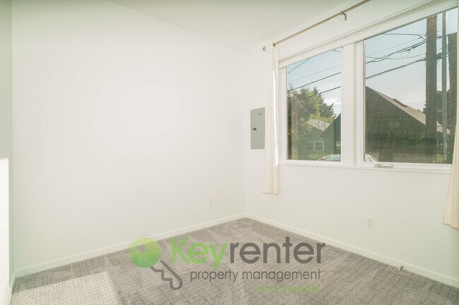 Foto del edificio - Luxury 3-Bedroom Apartment with Rooftop De...