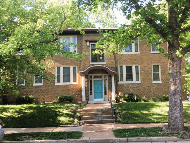 Foto del edificio - 7203 Dartmouth Ave