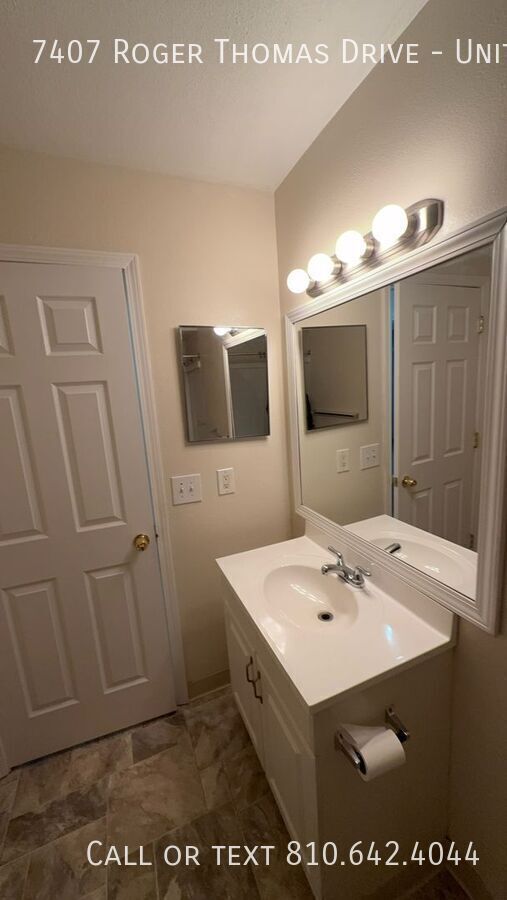 Building Photo - 7407 Roger Thomas Dr