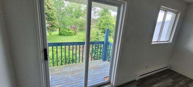 Building Photo - Comfortable Unit for Rent