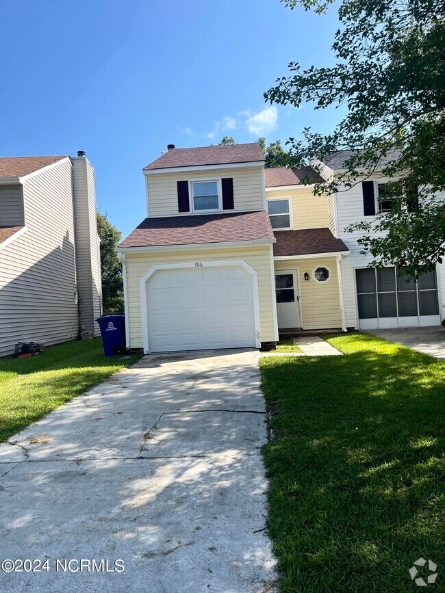 Best Luxury Brook Valley Apartments for Rent Jacksonville, NC 2