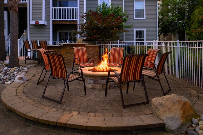 Building Photo - Columbus Station Apartments at Town Center