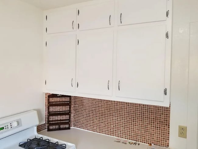 Kitchen - 126 S Maple St