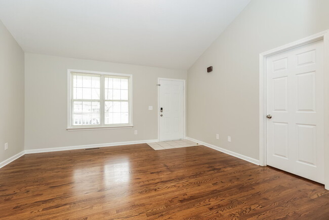 Foto del edificio - 1202 Oldstone Ct