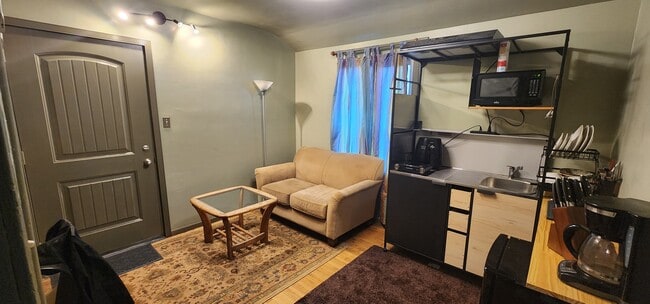 Living rom/kitchenet - 2631 E Ocean Ave