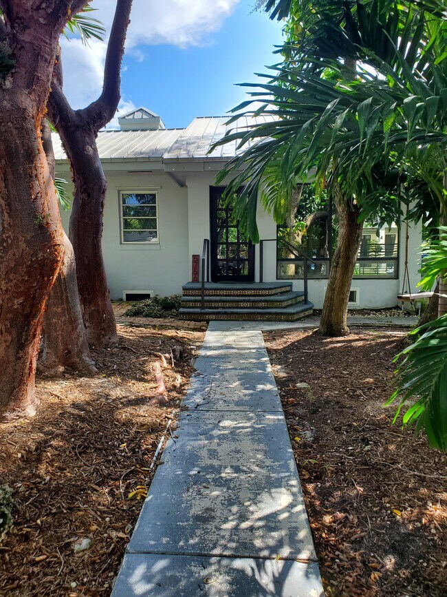 Foto del edificio - 5756 SW 31st St