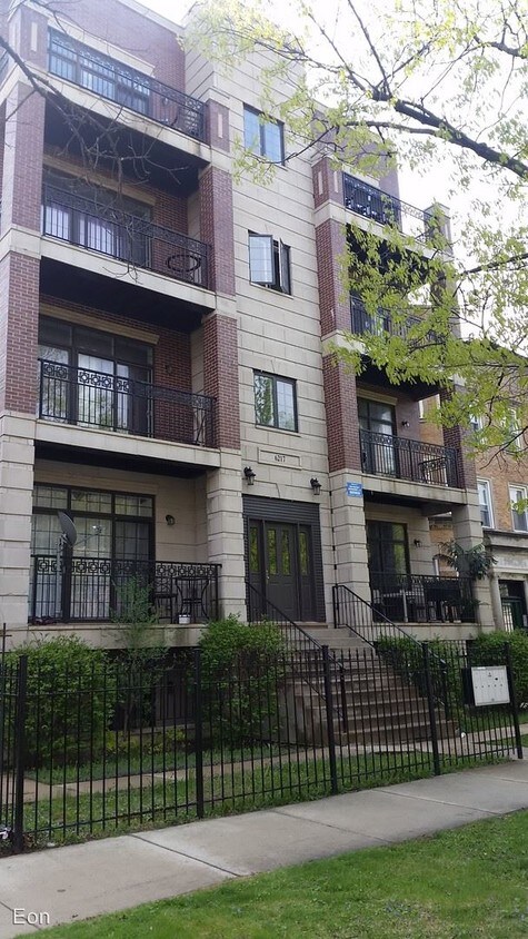 Foto principal - 6217 S Kimbark Ave