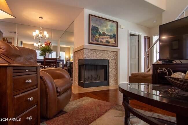 Foto del edificio - 1001 N Pasadena