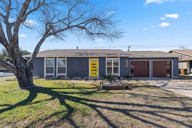 Building Photo - 1400 Bellmar Dr
