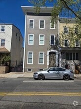 Building Photo - 175 Lafayette St