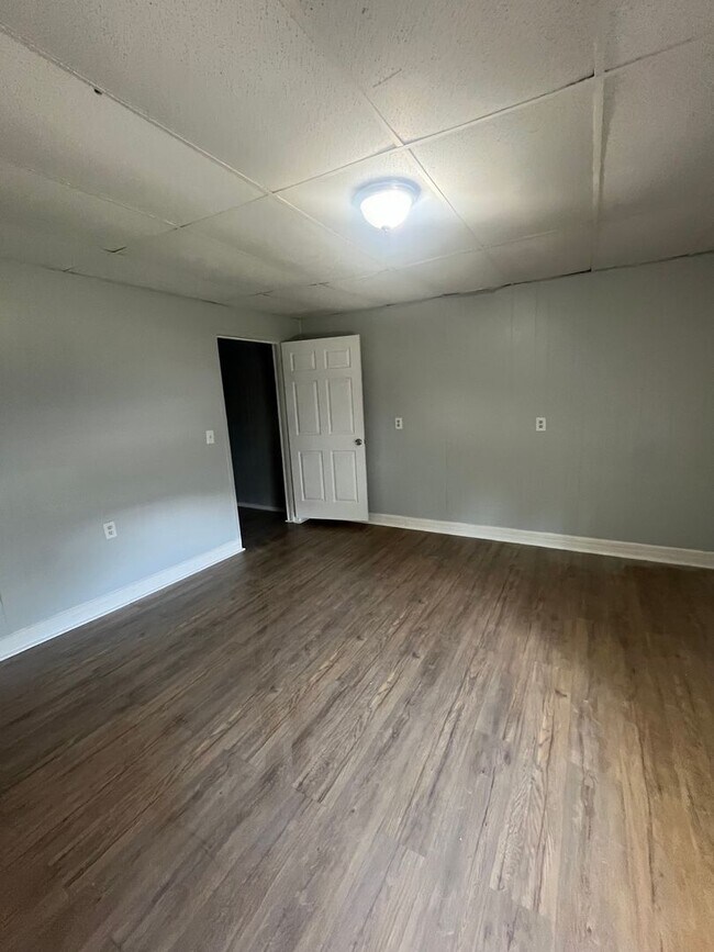 Foto del edificio - Newly renovated 2/1 in Portland!