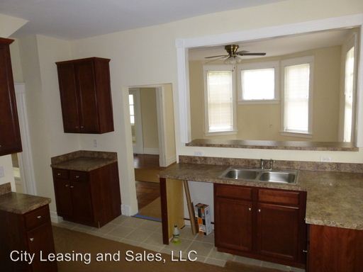 Building Photo - 2517 3rd Ave