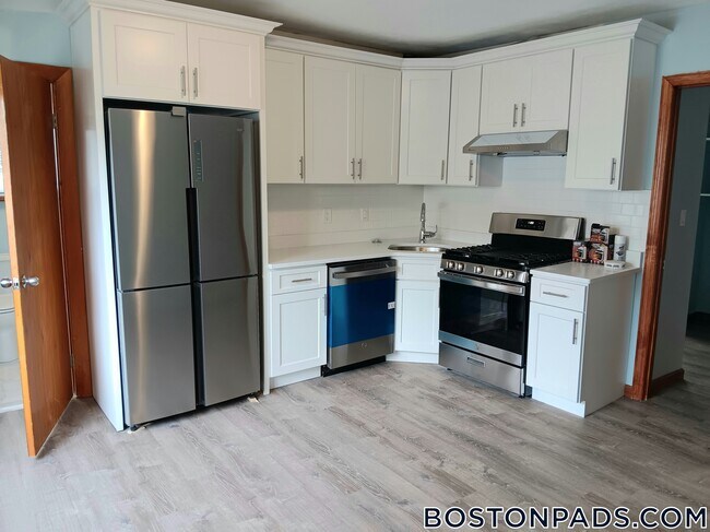 Foto del edificio - 89 Webster Ave