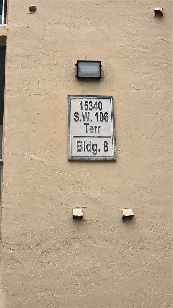 Foto del edificio - 15340 SW 106th Terrace