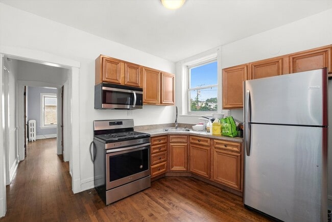 Building Photo - 4241 N Laramie Ave