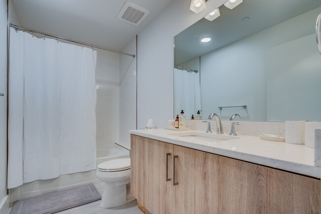 2nd Bathroom - 415 Island Way
