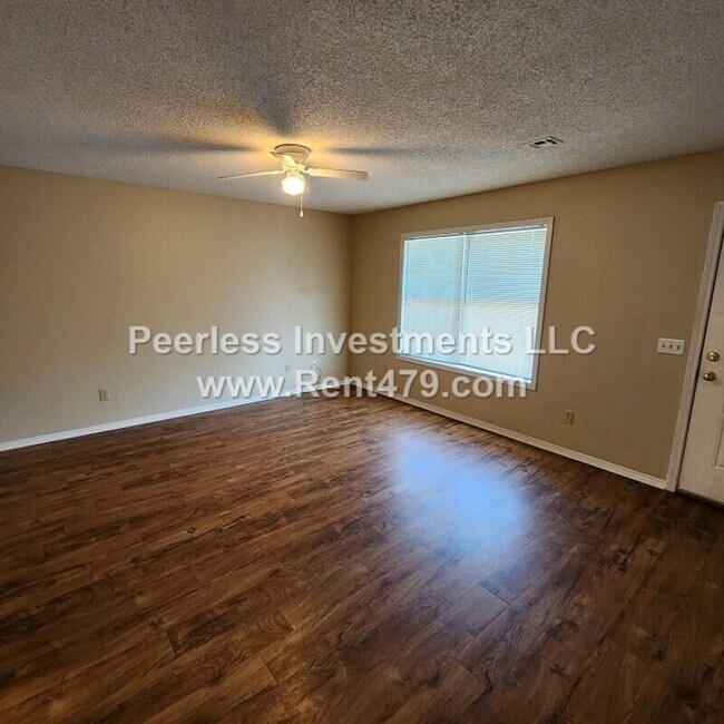 Foto del edificio - 505 4th Ave SW