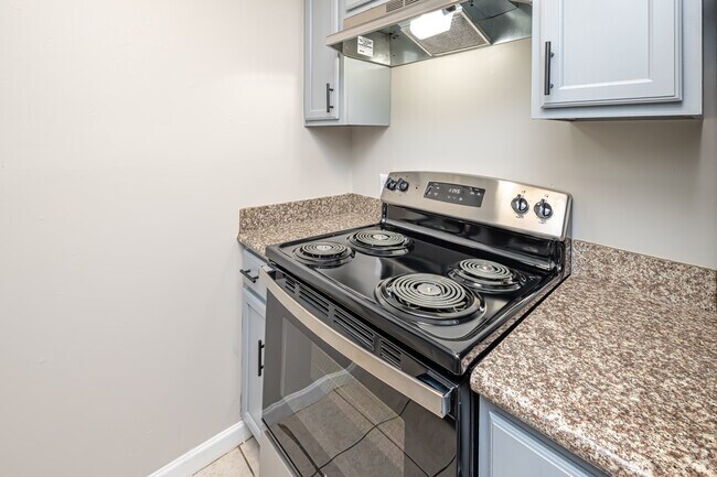 1HAB, 1BA - 770 ft²- Cocina - City View Apartments