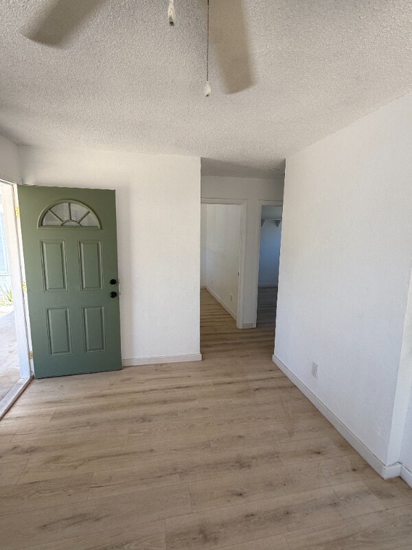 Foto del edificio - 5345 W Ave L8