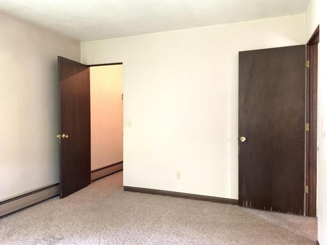 Foto del edificio - 1218 Cedar St