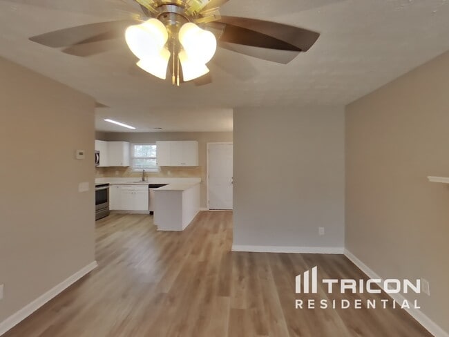 Building Photo - 4056 Northwind Drive Ellenwood GA