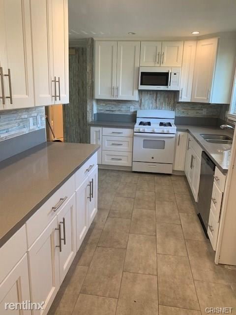 Foto del edificio - 3 br, 2 bath House - 6318 Melvin Ave