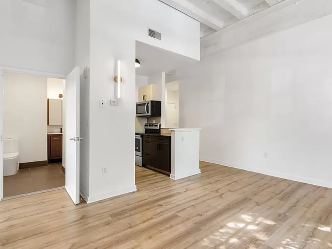 Photo - 1101 N Hancock St Apartment