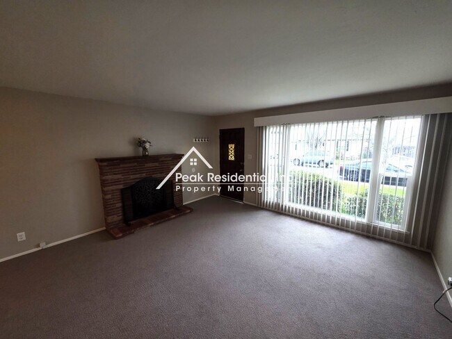 Foto del edificio - Very Nice 3bd/1.5 Tahoe Park Area with Extras