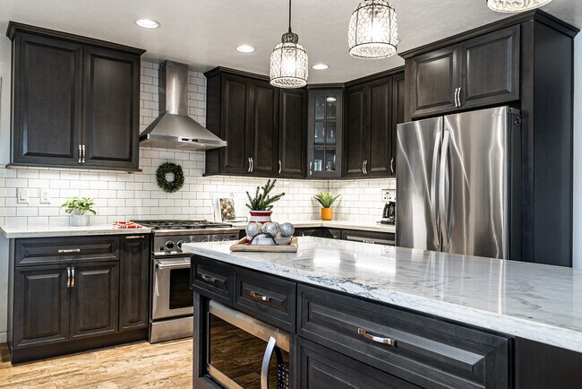 Foto del edificio - 8511 Fensmuir St