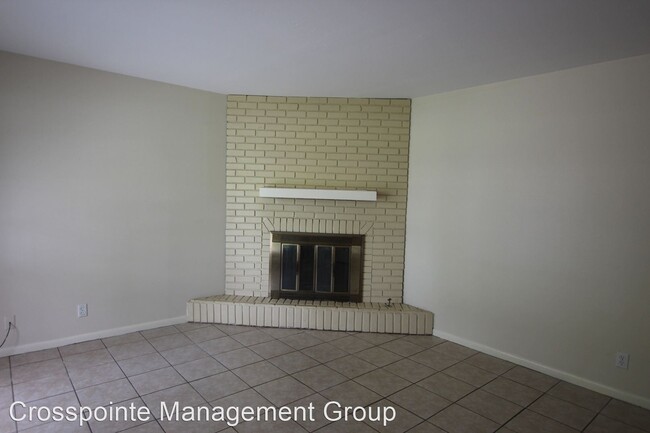 Building Photo - 3 br, 1 bath House - 3306 Greg Ln