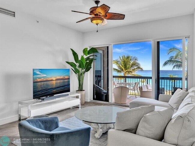 Building Photo - 4444 El Mar Dr