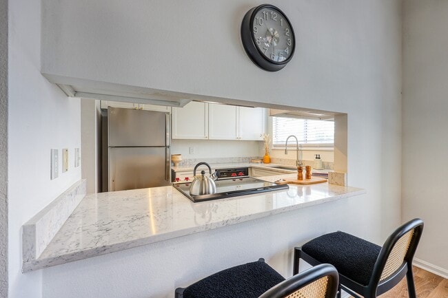 Building Photo - Deerfield at Indian Creek