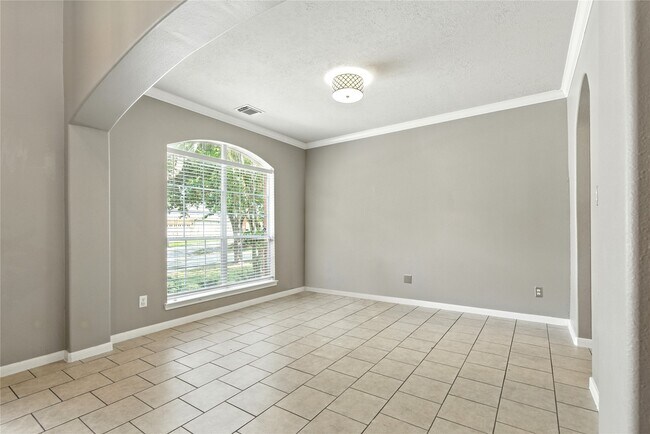 Building Photo - 19211 Countryhills Ct