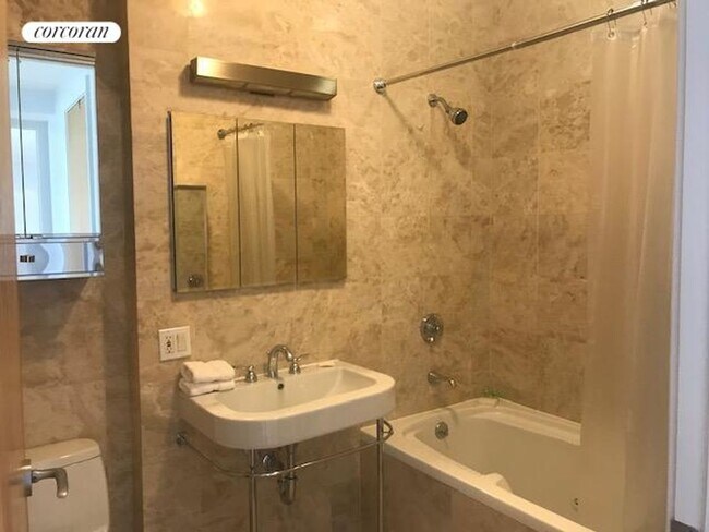 Foto del edificio - 618 Dean St